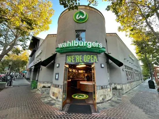 Wahlburgers