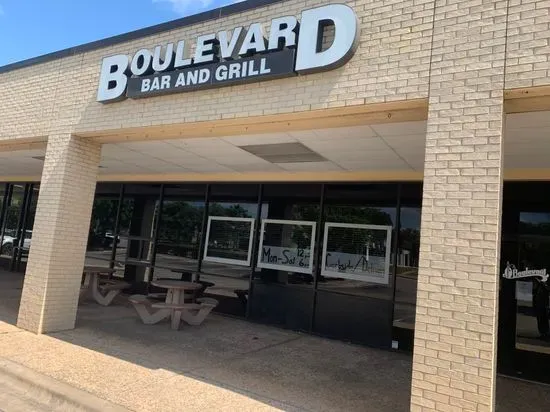 Boulevard Bar & Grill