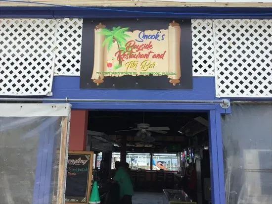 Snook's Bayside Restaurant & Tiki Bar