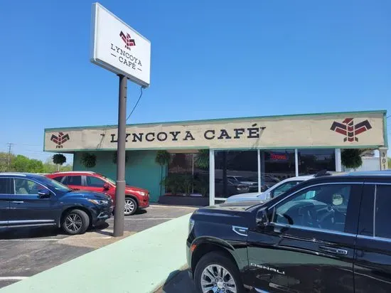 Lyncoya Cafe