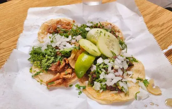 Tacos Y Mariscos Lopez 2