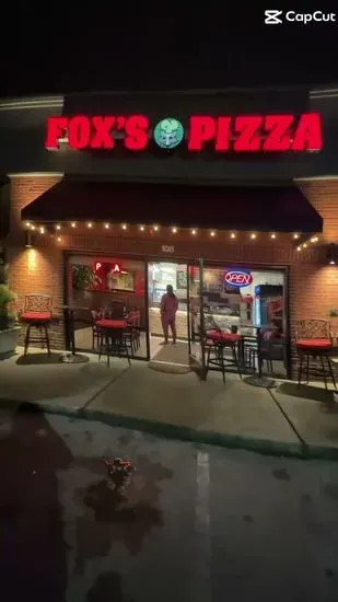 Fox's Pizza Den