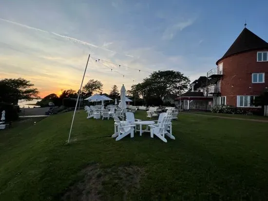 Montauk Lake Club & Marina