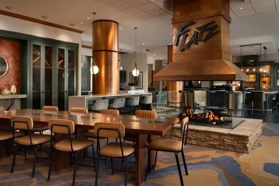 Flatz Restaurant and Lounge
