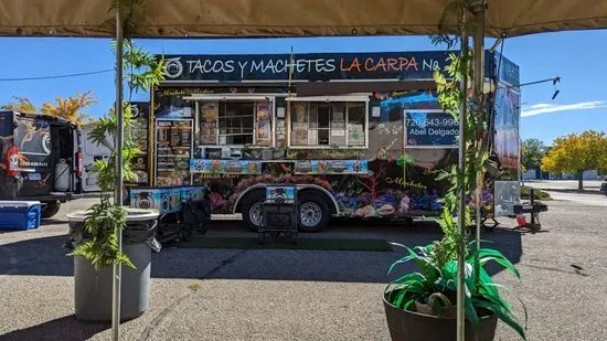 Tacos Y Machetes la Carpa