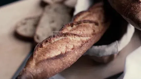 Reunion Bakery / Sourdough Bread / Coffee