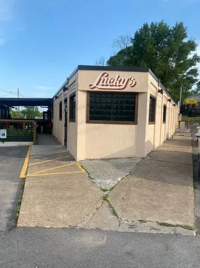 Lucky's 3 Star Bar