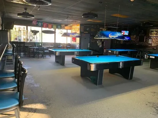 H-Cues Upstairs Poolroom