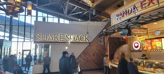 Shake Shack Park Meadows
