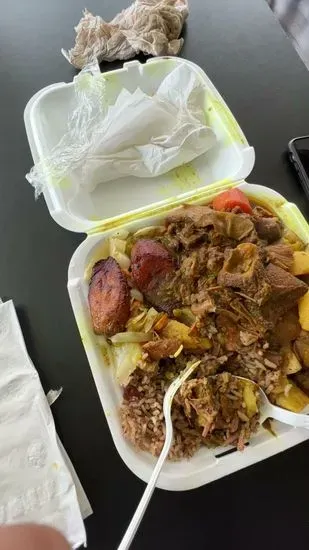 Island Vibes Caribbean Grill