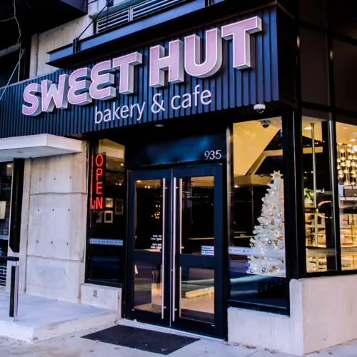 Sweet Hut Bakery & Cafe