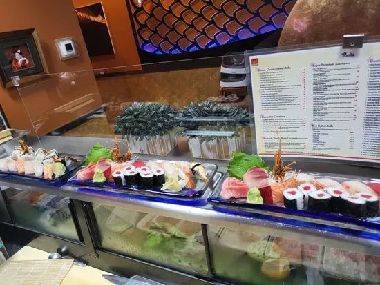 Hole in the Wall Sushi. Sushi Restaurant
