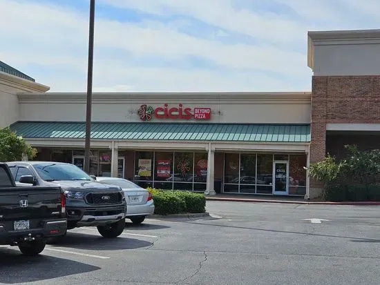 Cici's