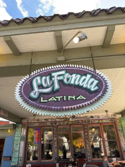 La Fonda Latina