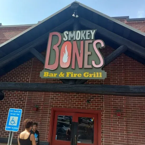 Smokey Bones Peachtree City