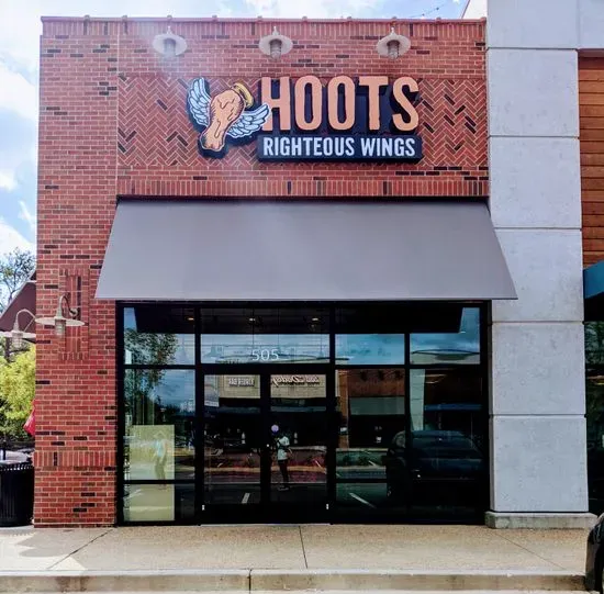 Hoots Wings by Hooters