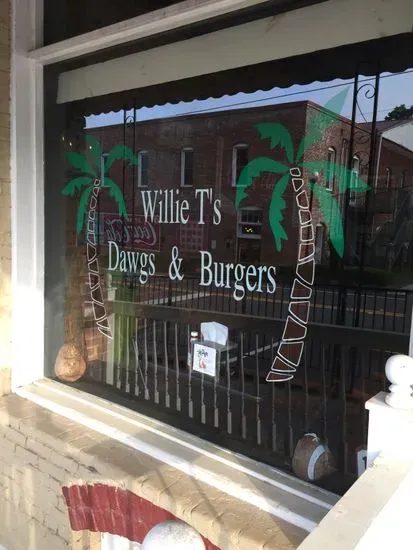 Willie T's Dawgs & Burgers