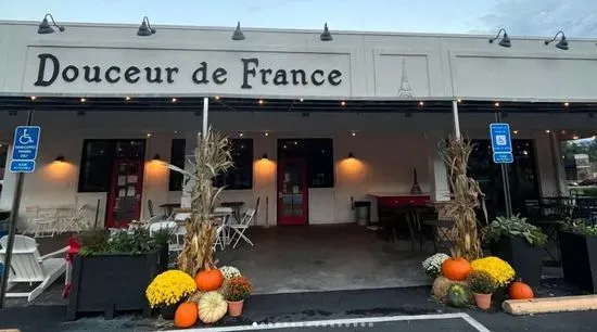 Douceur De France - Bakery & Brunch