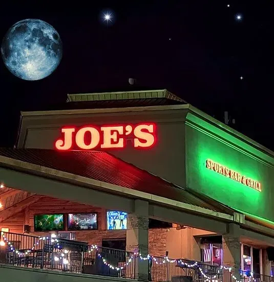 Joe's Sports Bar & Grill