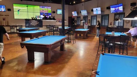 Mazzy's Sports Bar & Grill (Marietta)