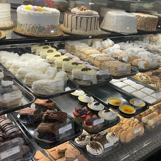 Henri's Bakery & Deli