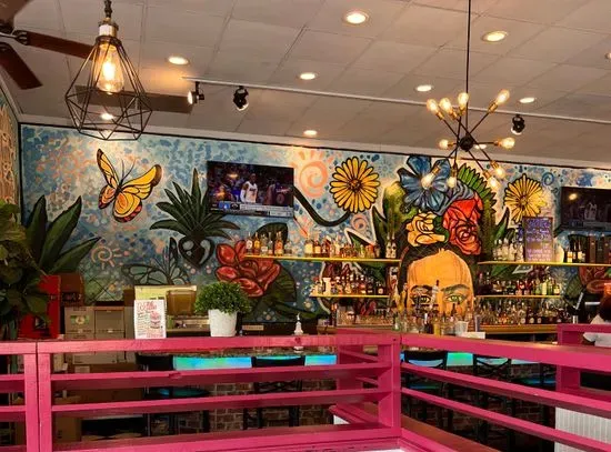 Frida's Bar and Grill