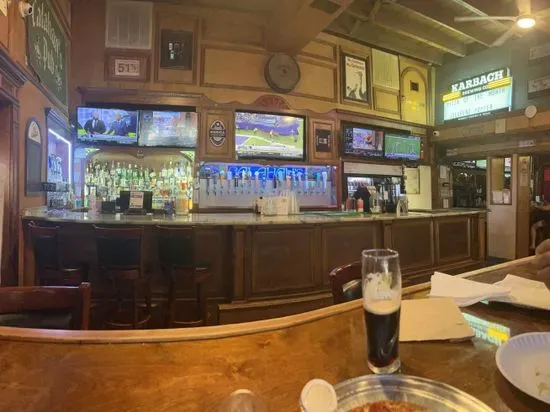 Calahan's Pub and Pizza