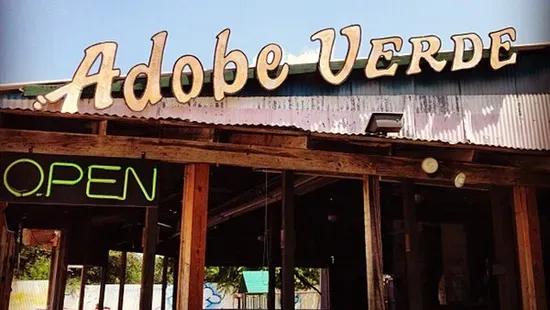 Adobe Verde