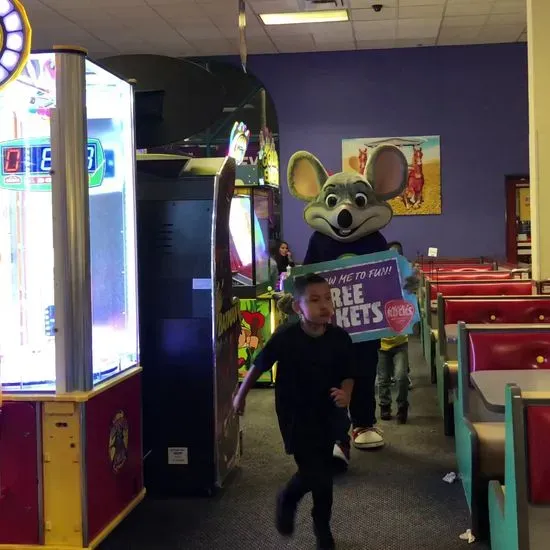 Chuck E. Cheese La Mirada, CA Checkle