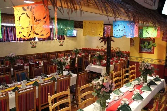 Hacienda Casa Blanca Mexican Restaurant & Cantina