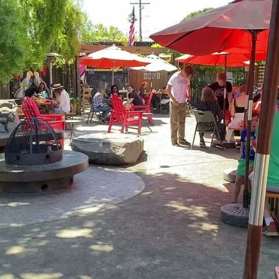 Westbrae Biergarten