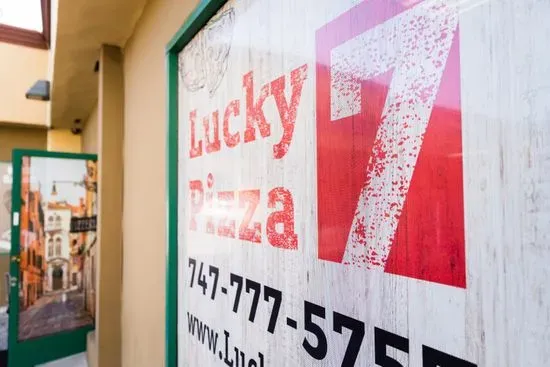 Lucky 7 Pizza
