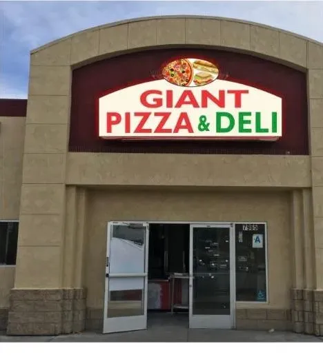 Giant Pizza & Deli
