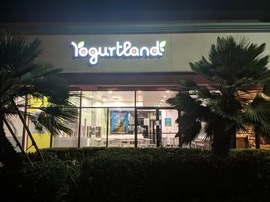 Yogurtland Long Beach