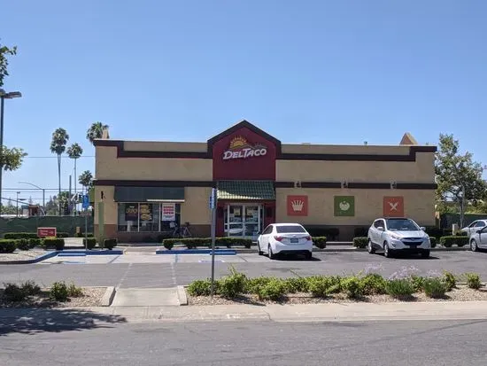 Del Taco