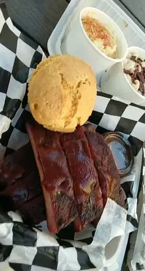 Armadillo Willy's BBQ