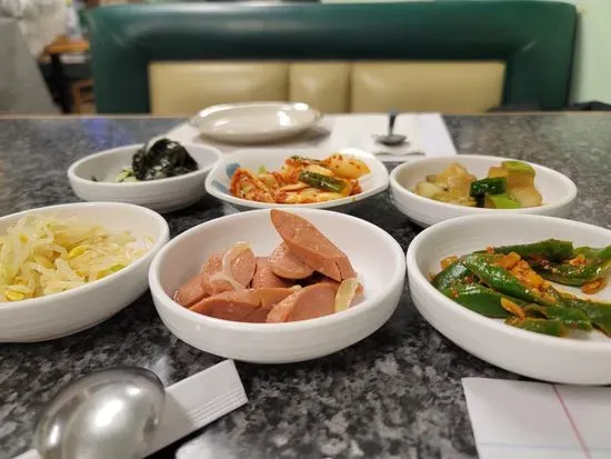 Mujinjang Korean Restaurant