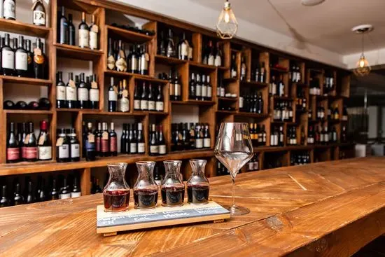 La Fe Wine Bar