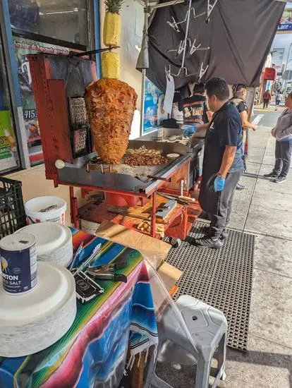 Tacos El Trompo