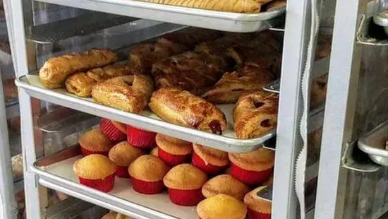 Panaderia La Pequeña