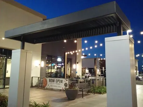 Pieology Pizzeria, Delta Shores Sacramento