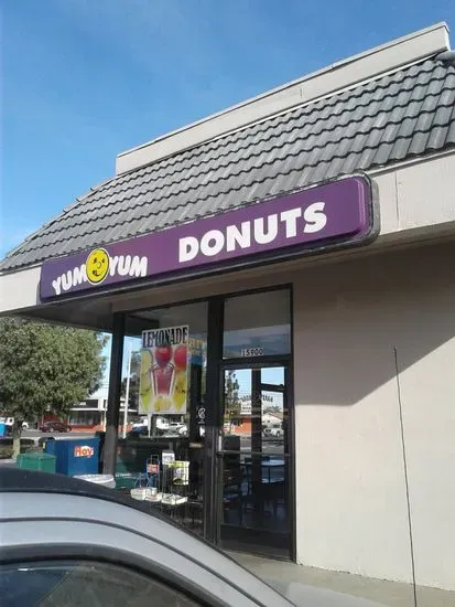 Yum Yum Donuts
