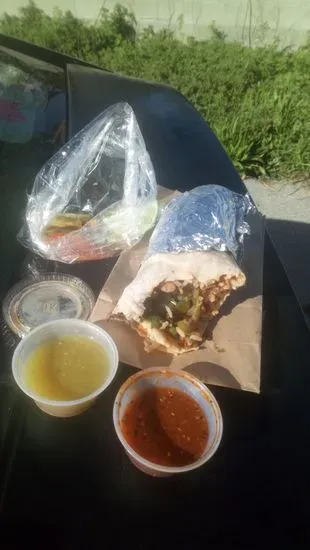 Guillen’s Mariscos El Guero Taco Truck And Seafood