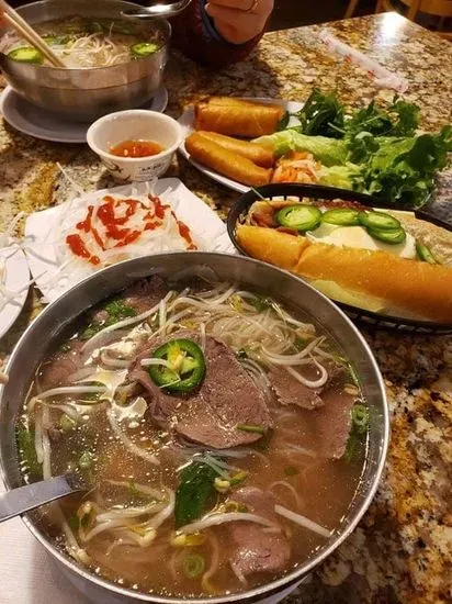 Pho Ha #7 University Ave