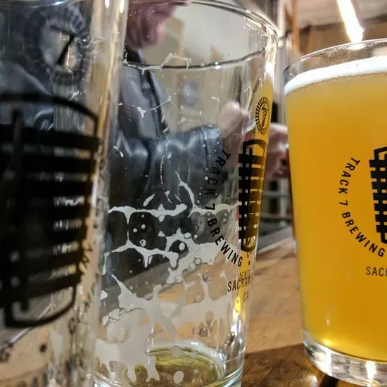 Track 7 Brewing Company - Curtis Park