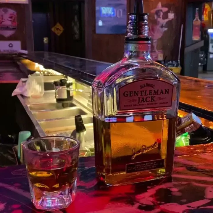 Paul's Cocktails Orange, CA Checkle