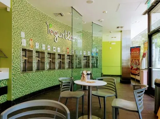 Yogurtland Pasadena