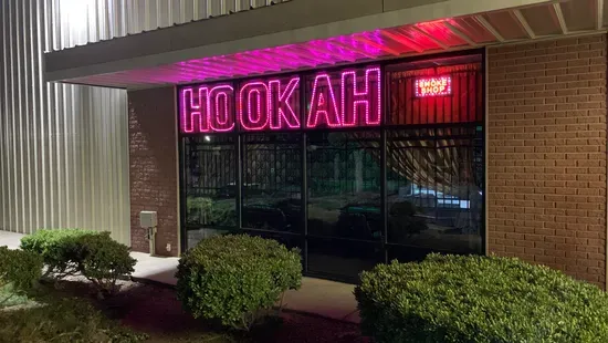 Royal Hookah Lounge & Smoke Shop