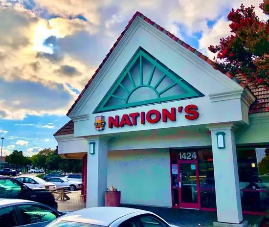 Nation's Giant Hamburgers & Great Pies