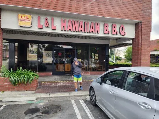 L&L Hawaiian Barbecue